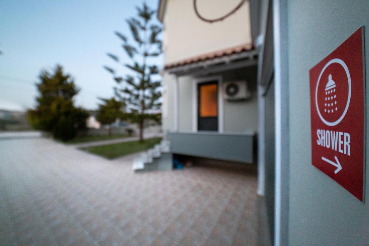 Villa Louke ลิคชูรี ภายนอก รูปภาพ